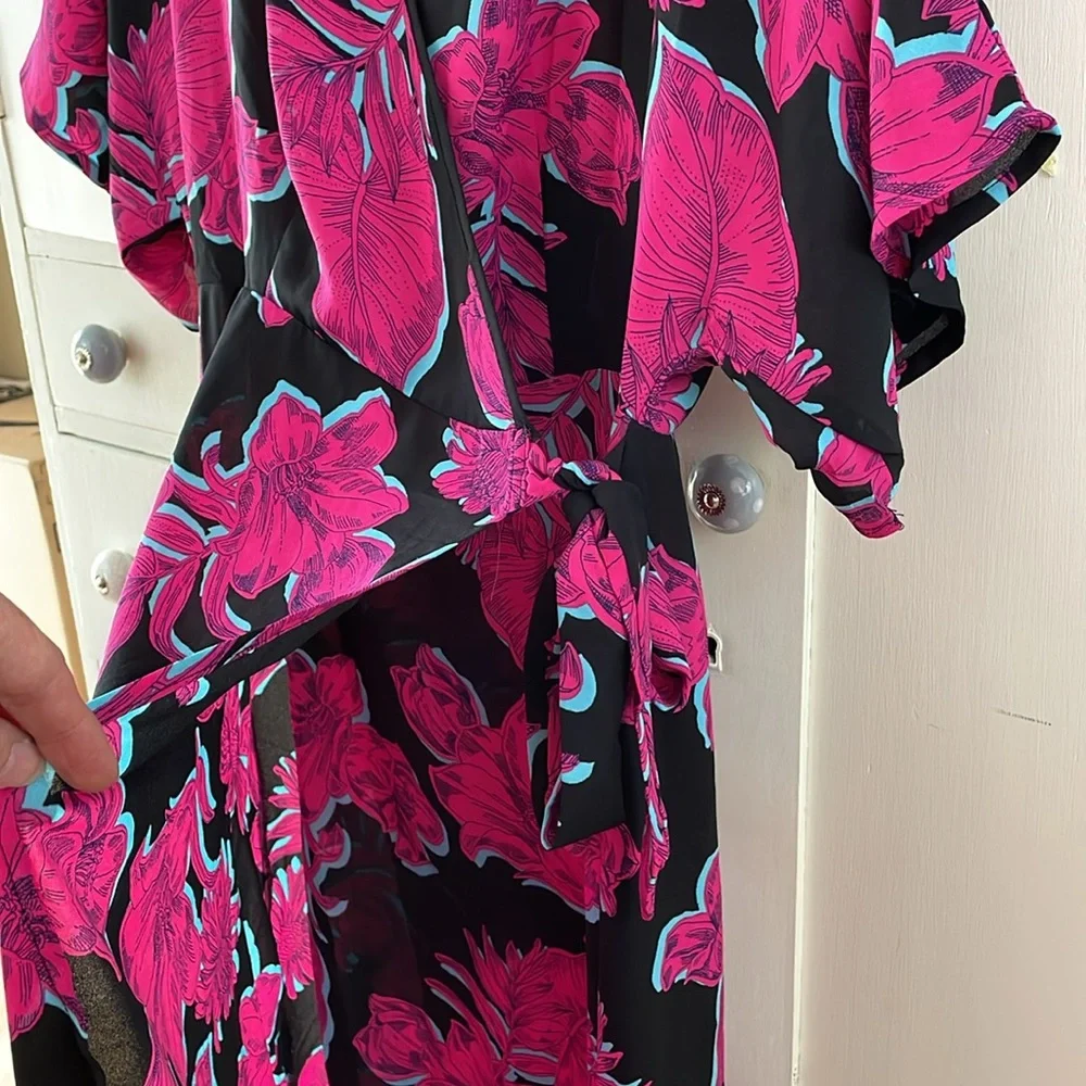 MONTEAU LOS ANGELES Floral Pink and Black Maxi Wrap Dress Large